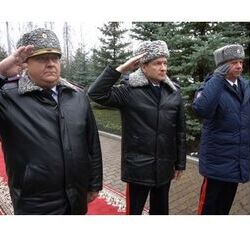 Председатель Союза генералов и адмиралов РБ почтил память сотрудников ОВД, павших при исполнении служебного долга