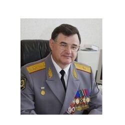 Поздравляем с днем рождения Липатова Геннадия Павловича!