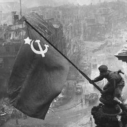 2 мая 1945 г.  Советские войска полностью овладели столицей Германии Берлином